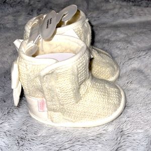 Infant baby Ugg’s cream color brand new with tags